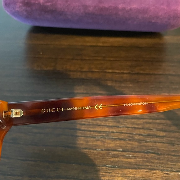 GUCCI Multi-Color Glasses w/Case - Picture 6 of 11